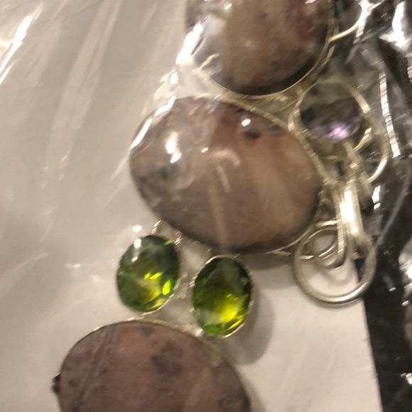 Necklace - Picture 3 of 3